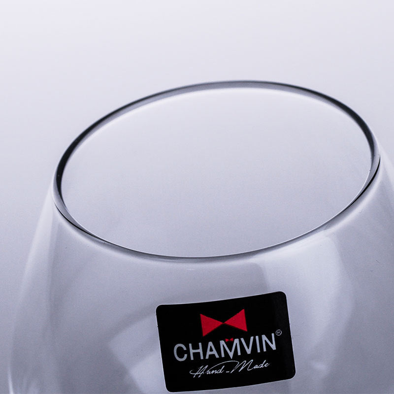 Whisky glass slow shaker