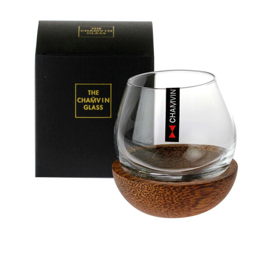 Whisky glass slow shaker